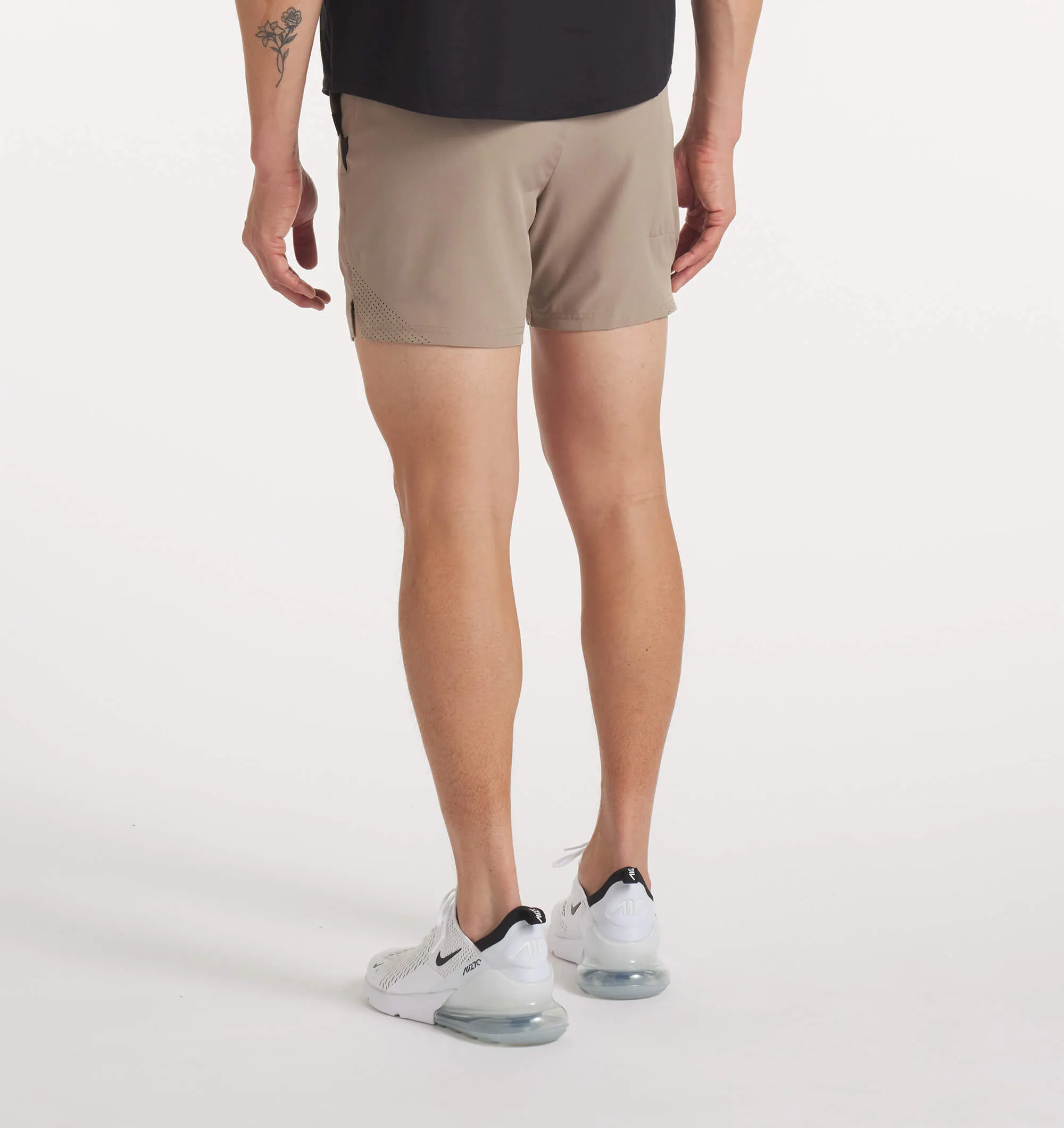 Stride Short [5.5"]